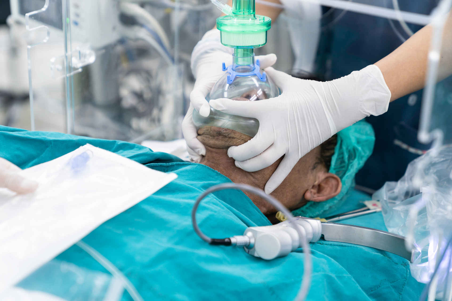 Patient being preoxygenated for intubation