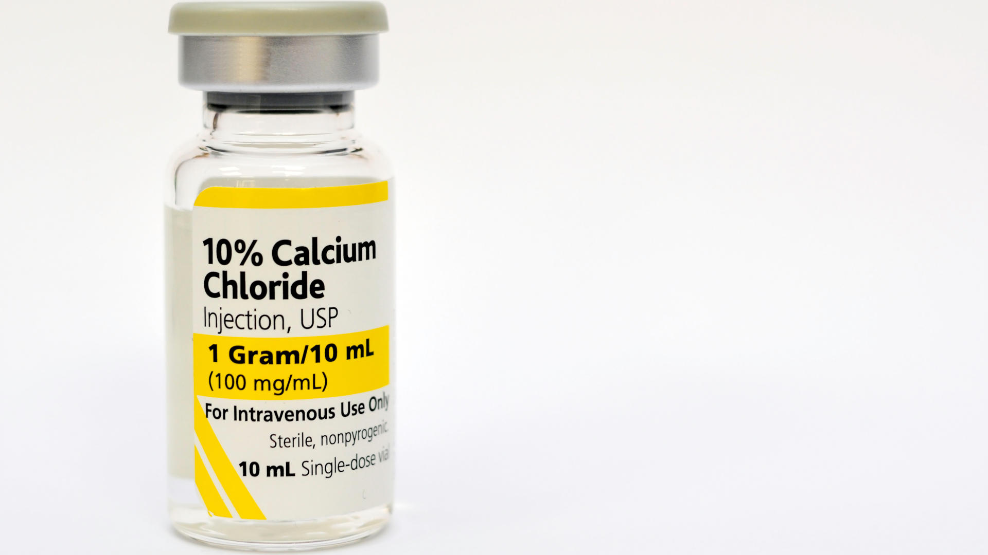 Ampoule of 10% calcium chloride